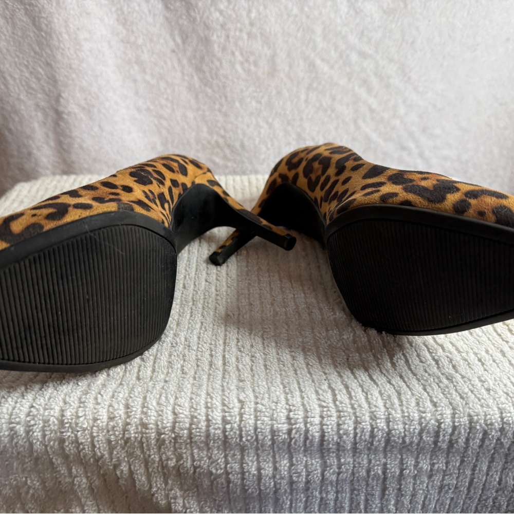 Leopard print Ana size 10 brand new heels 3” - Picture 5 of 5